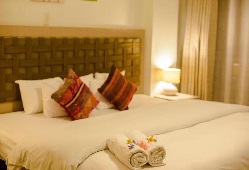 豪华房间, Wayta Inn