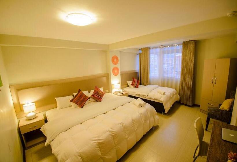 豪华家庭房间, Wayta Inn