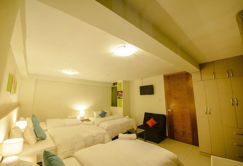 四人豪华间, Wayta Inn