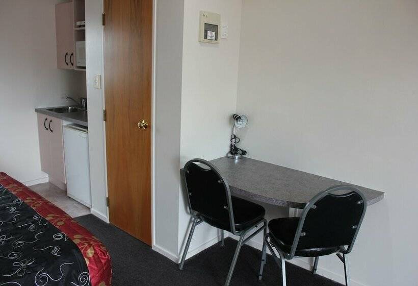 Студия Стандарт, Kiwi Court Motel