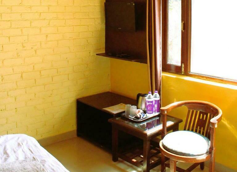 اتاق استاندارد با چشم‌انداز کوهستان, Windsor Cottages