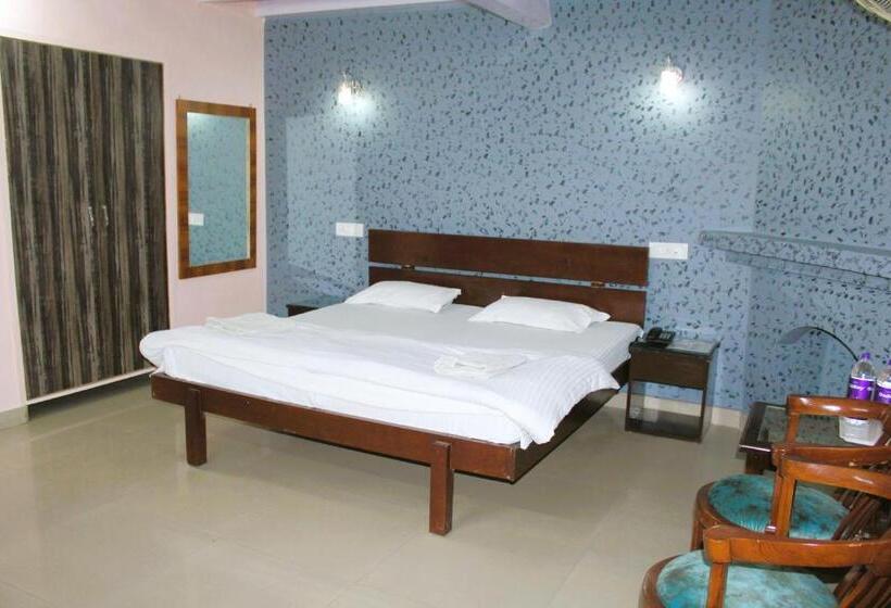 اتاق اکونومی, Windsor Cottages