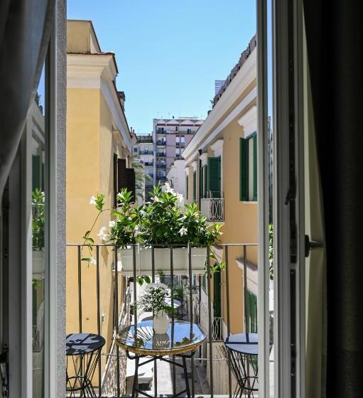 غرفة ديلوكس ثلاثية, 42 Zanardelli B&b