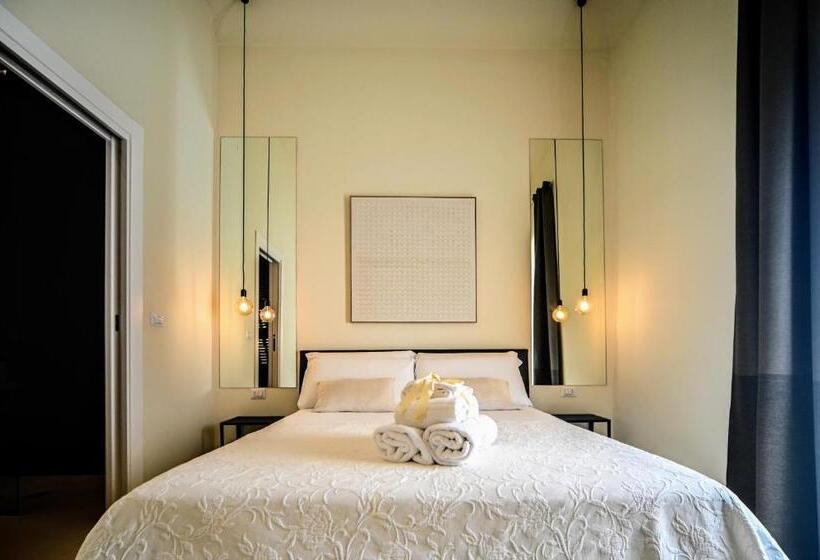 غرفة ديلوكس ثلاثية, 42 Zanardelli B&b