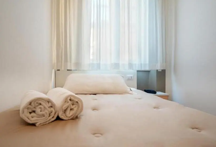 اتاق استاندارد یک نفره, Amadei Hotel Blumen