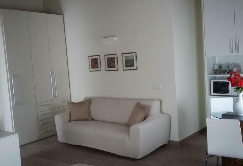 Номер Стандарт, Cascina San Martino