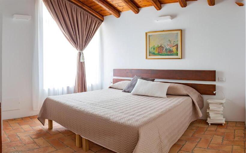 Номер Стандарт, Cascina San Martino