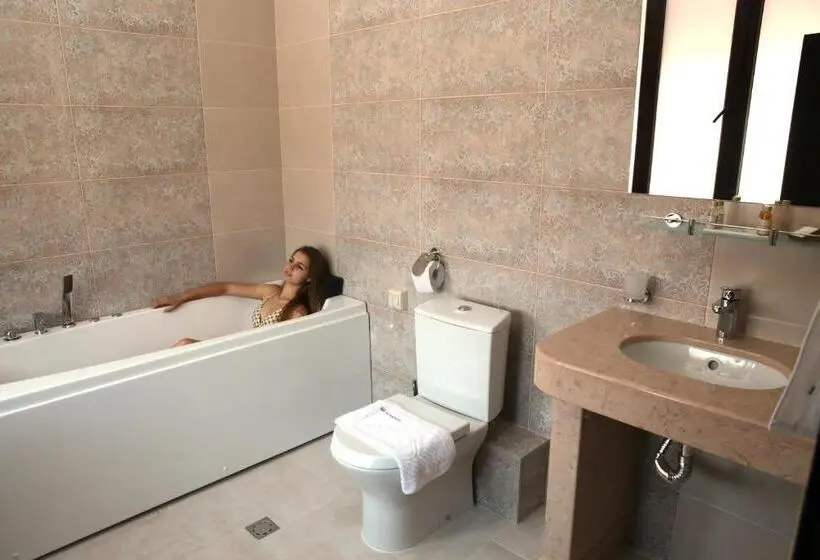 キングサイズベッドのスーペリアルーム, Boutique Hotel Vsk Kentavar