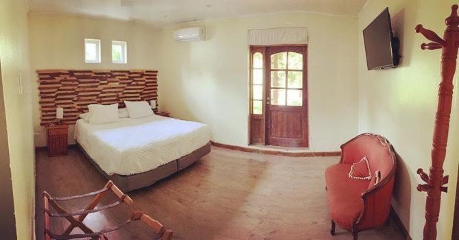 スイート（家族用）, Hoja De Parra