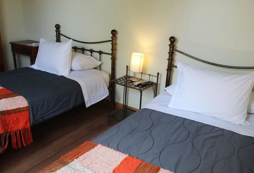 スタンダードルーム, Hoja De Parra