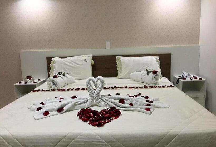 جناح سوبيريور, Master