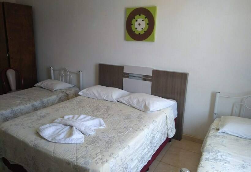 Comfort Kolmen Hengen Huone, Oldoni