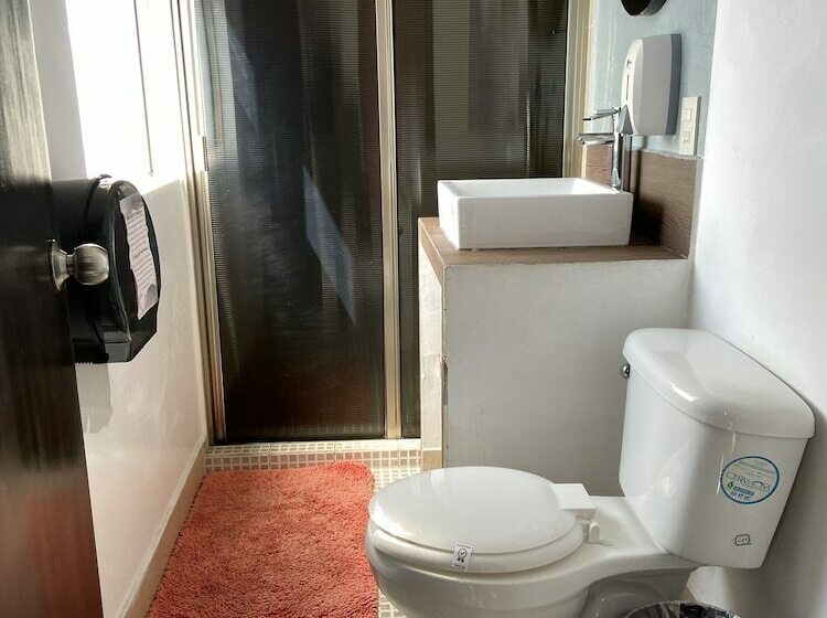 Quarto Deluxe, Gandag
