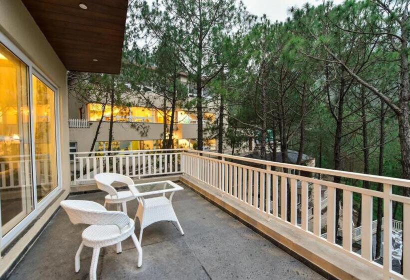 キャビン, Jungle Lodge Resort