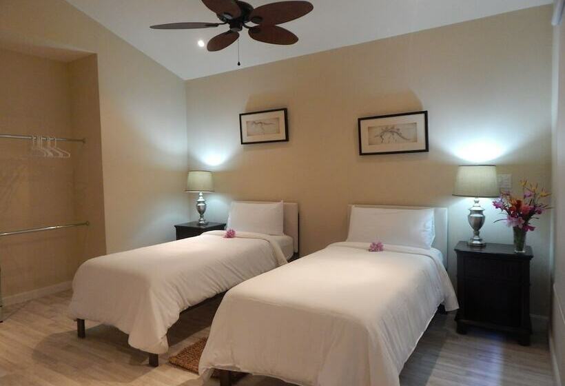 بانگلوی استاندارد 2 خوابه, Coffee Estate Inn