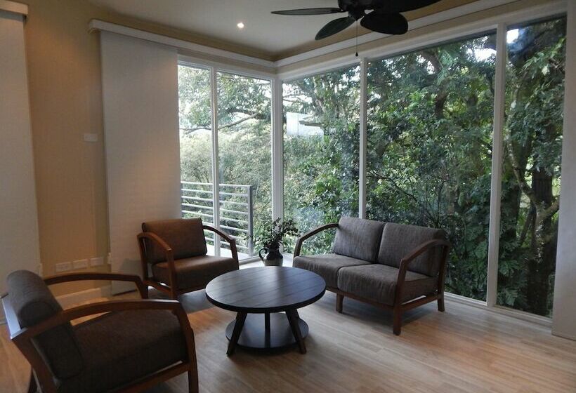 بانگلوی استاندارد 2 خوابه, Coffee Estate Inn