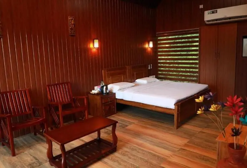 バルコニー付きスタンダードルーム, Woodrose Resort
