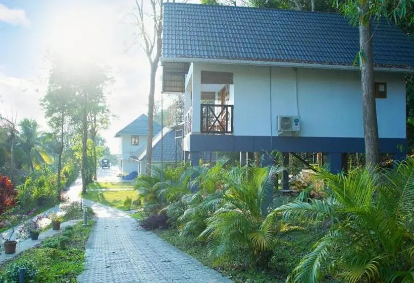 スーペリアファミリールーム, Woodrose Resort