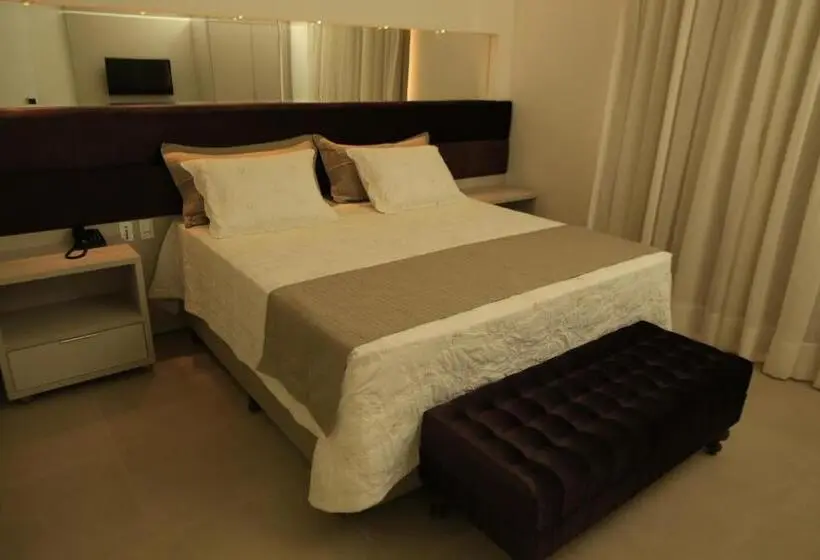 Deluxe Zimmer, Brii