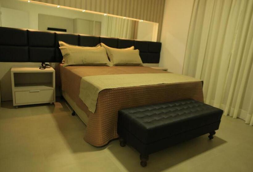 デラックスルーム, Brii