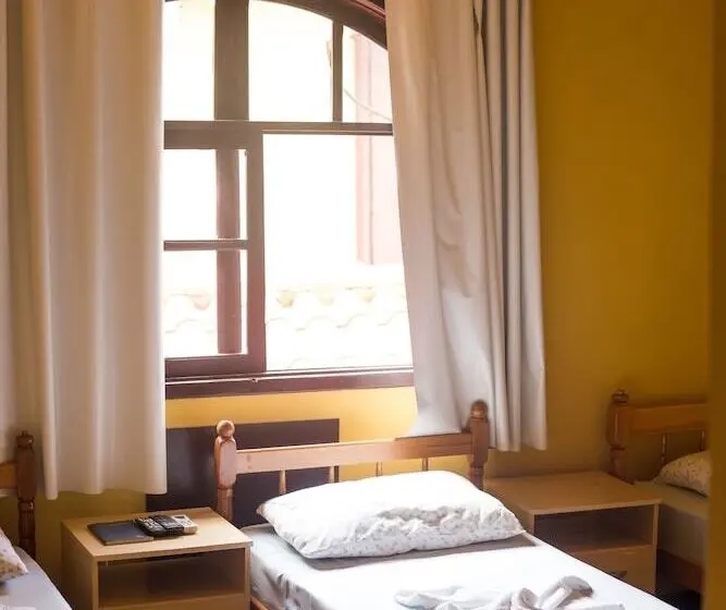 Deluxe Yhden Hengen Huone, Cheri Ami