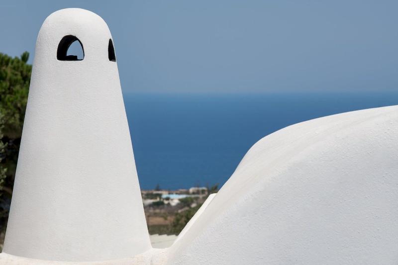 Люкс, Dakota Leeds