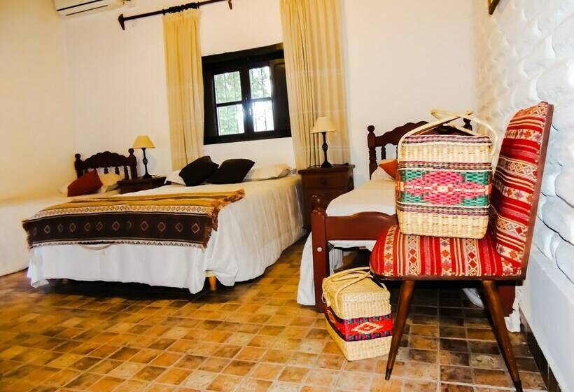 标准三人间, Hostal Tierra De Vinos