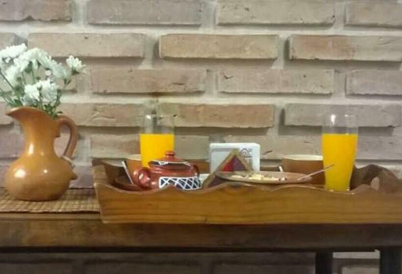 Трехместный Номер Superior, Hostal Tierra De Vinos