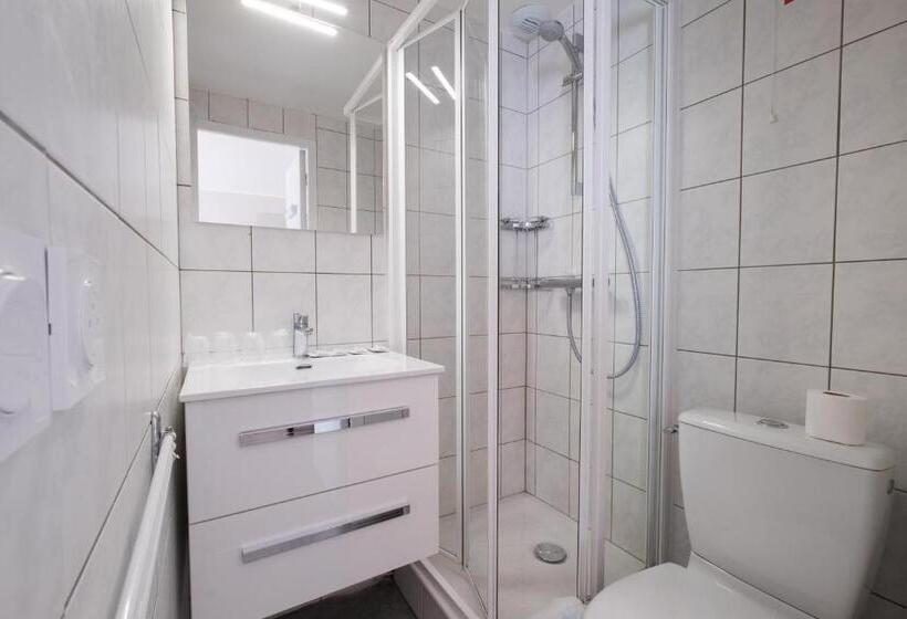 اتاق استاندارد چهار تخته, Hôtel Les Essarts, Ussim Vacances