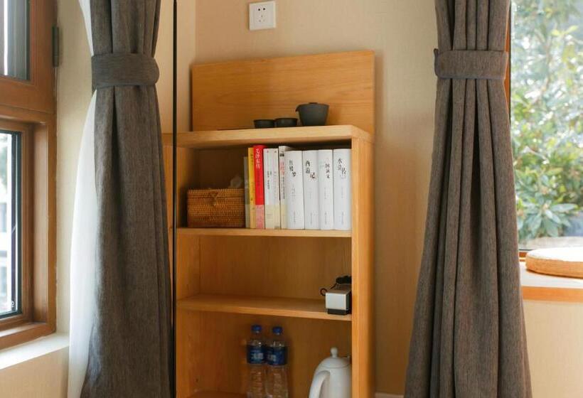 Kertre Néző Standard Szoba, Pin Cheng