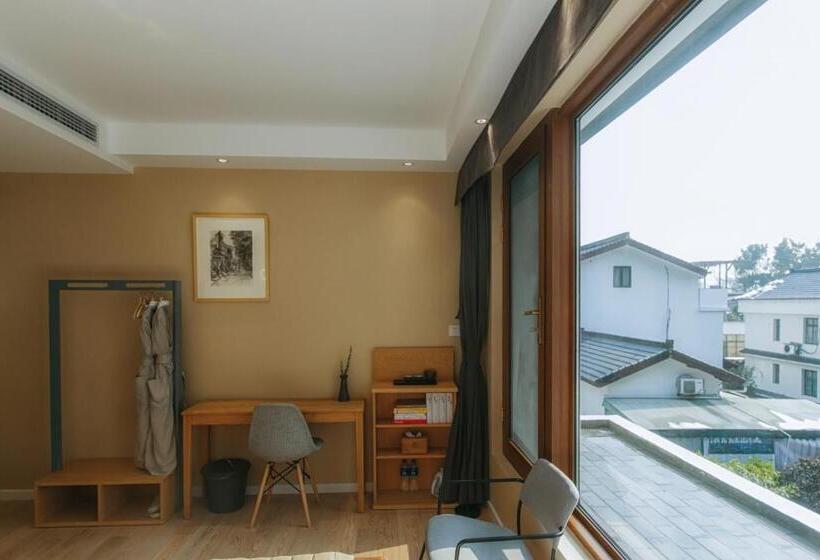 Kertre Néző Standard Szoba, Pin Cheng