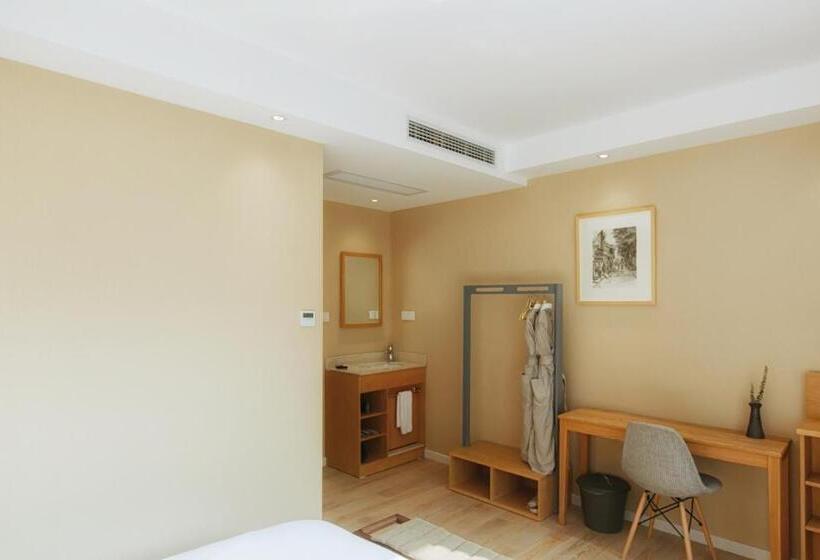 Kertre Néző Standard Szoba, Pin Cheng