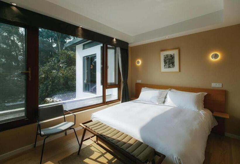 Kertre Néző Standard Szoba, Pin Cheng