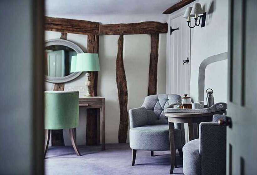 اتاق سوپریور, Marquis Suffolk