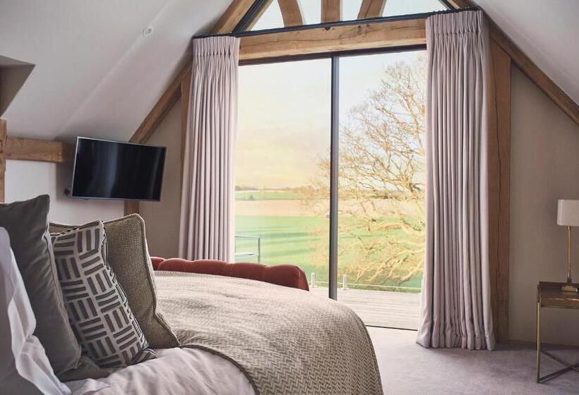 سوییت, Marquis Suffolk