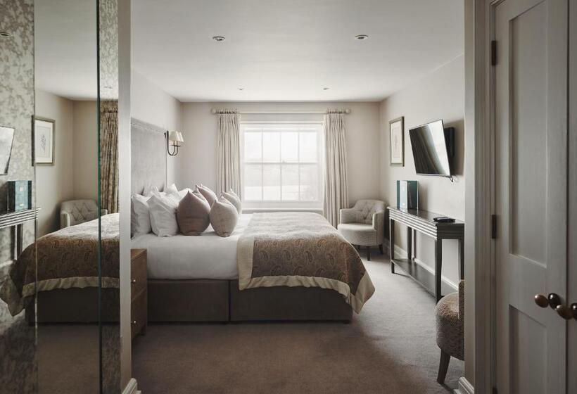 اتاق سوپریور, Marquis Suffolk