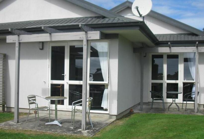 סטודיו סטנדרטי פנימי, Karamea River Motels