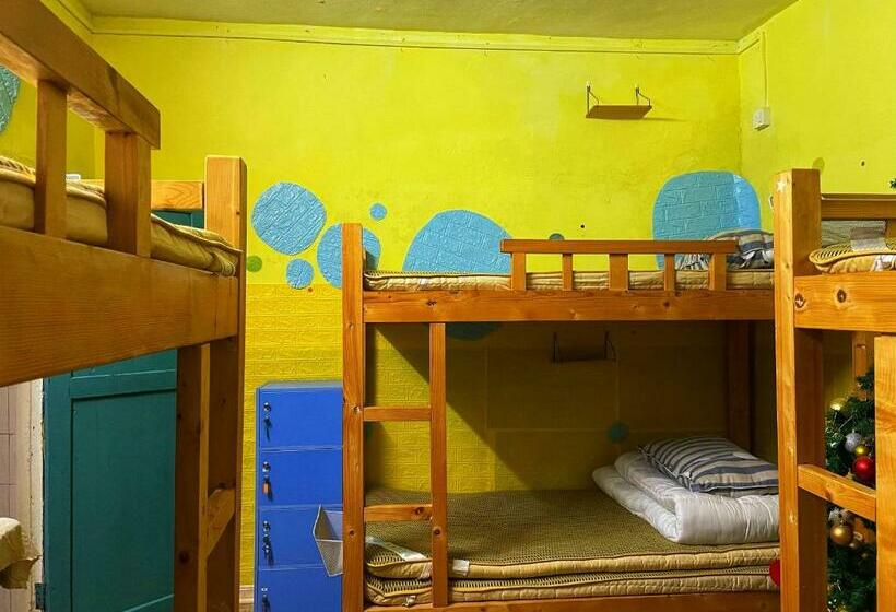 מיטה בחדר משותף, Yellow House Hostel Huizhou West Lake
