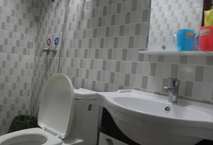 اتاق خانوادگی, Youranju Inn