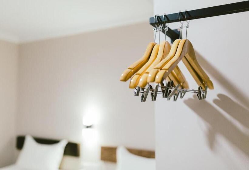 חדר סטנדרט, Barelang Hotel Nagoya Batam