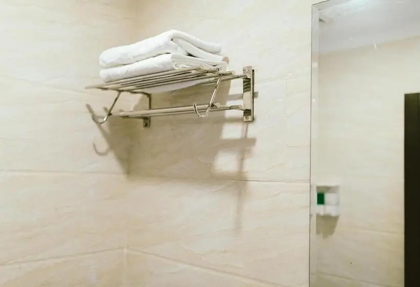 Standard-huone King-vuode, Barelang Hotel Nagoya Batam
