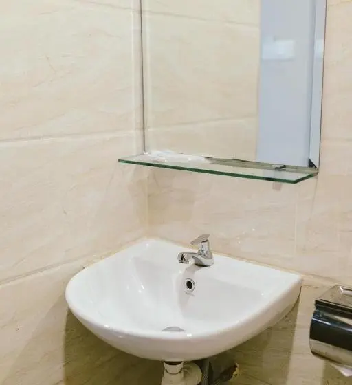 Standard-huone King-vuode, Barelang Hotel Nagoya Batam