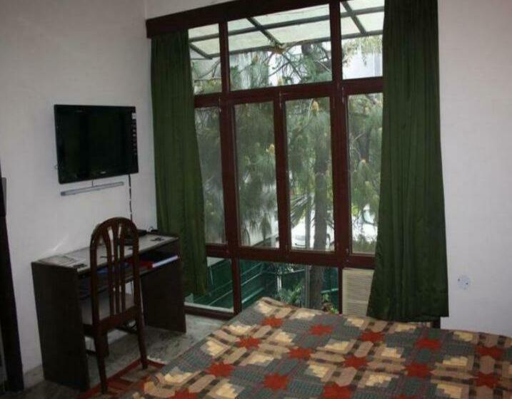 Номер Deluxe Вид на Сад, Homestay Chateau 39