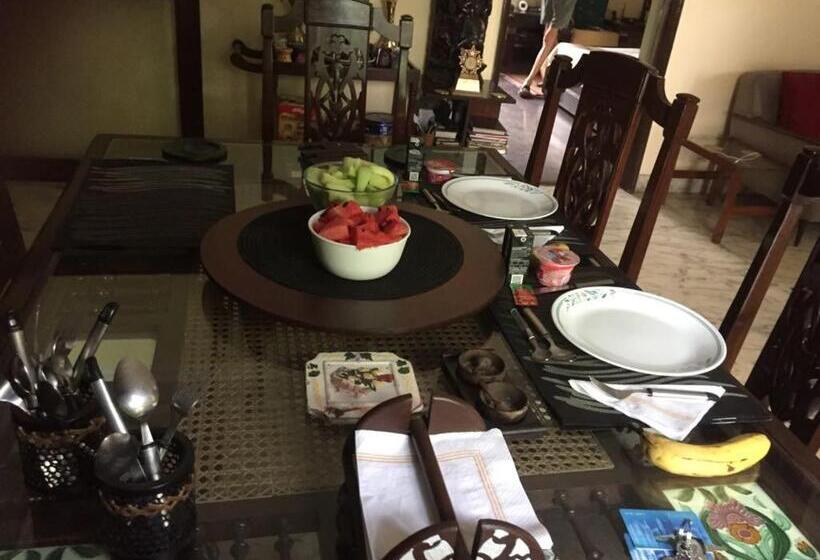 Номер Deluxe Вид на Сад, Homestay Chateau 39