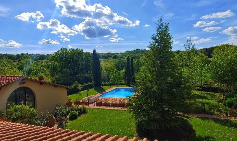 Standard-huone Allasnäkymä, Torrebianca Tuscany