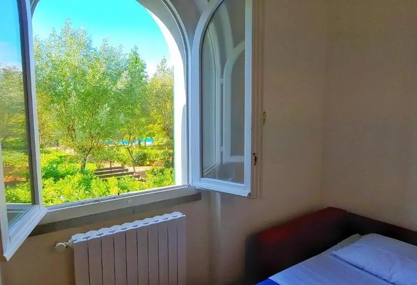Villa 3 Makuuhuonetta, Torrebianca Tuscany