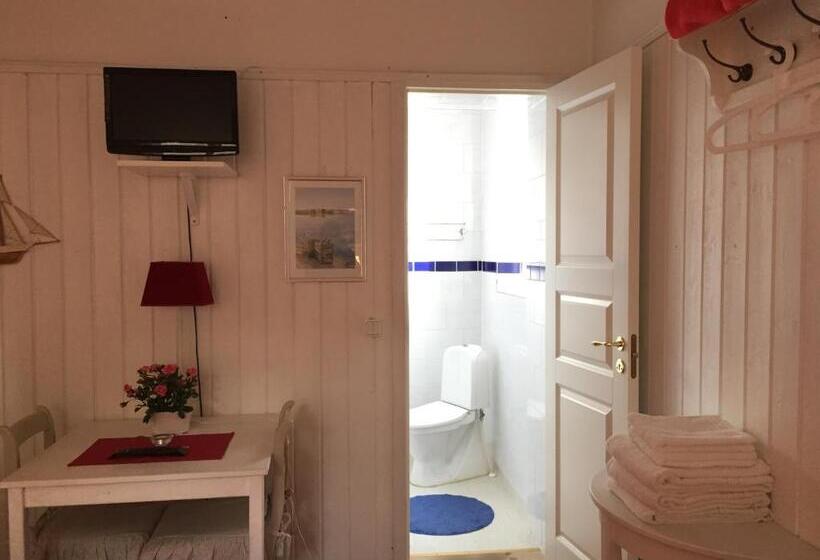 Номер Стандарт, Gårdshotell Klockargården