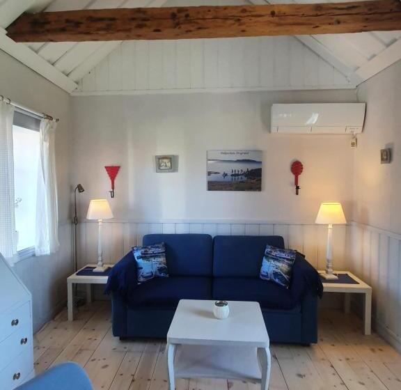 Дом 1 Спальня, Gårdshotell Klockargården