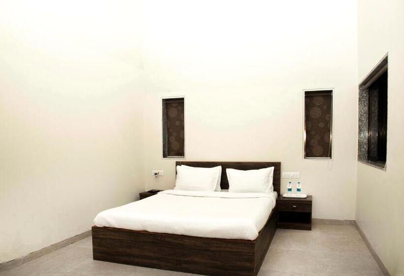 חדר דלוקס, Ambassador