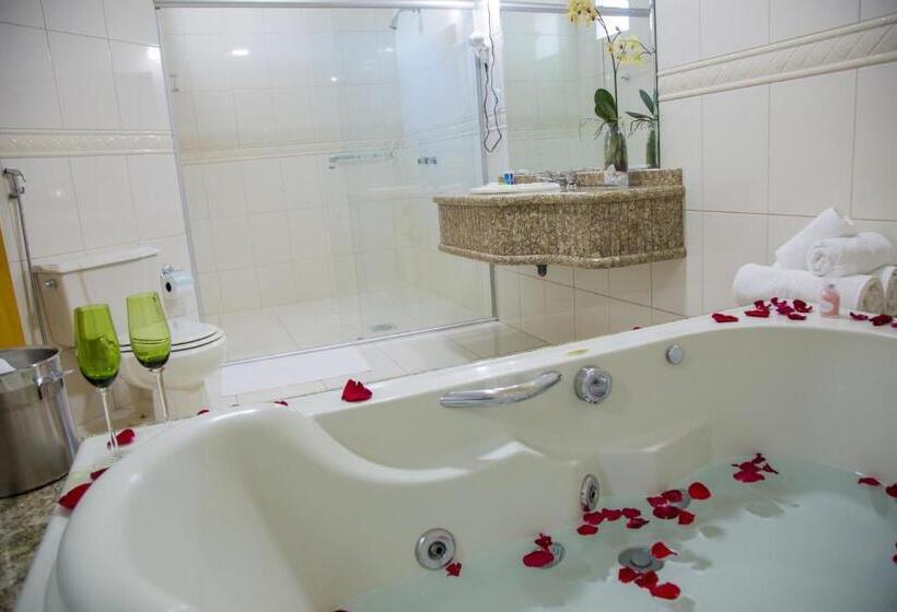 标准间带漩涡浴缸, Dois Vizinhos Palace